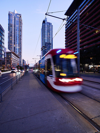 Spadina and Bremner 2