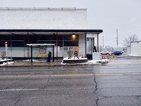 No Frills, No More, No Bus