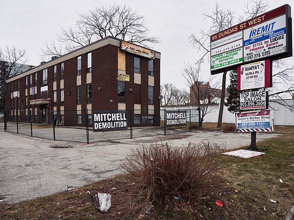 Cooksville Village 22