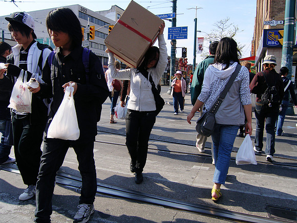 Crossing Dundas at Spadina (With Big Box)