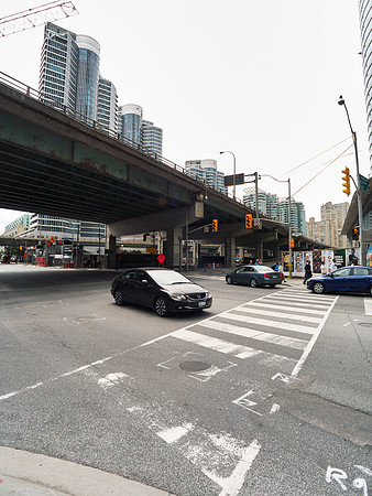 Gardiner York Street On-Ramp Entrance