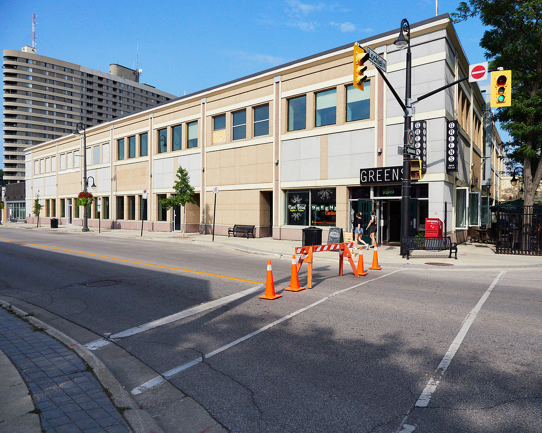 Sarnia: Bayside 12