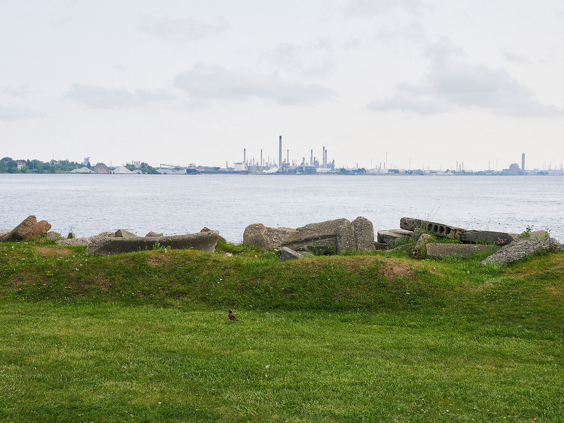 Sarnia: Bayside 25