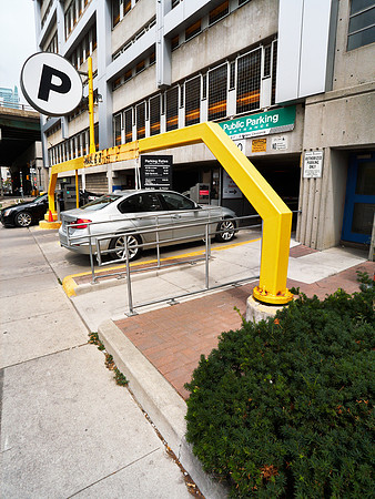 (P) Public Parking